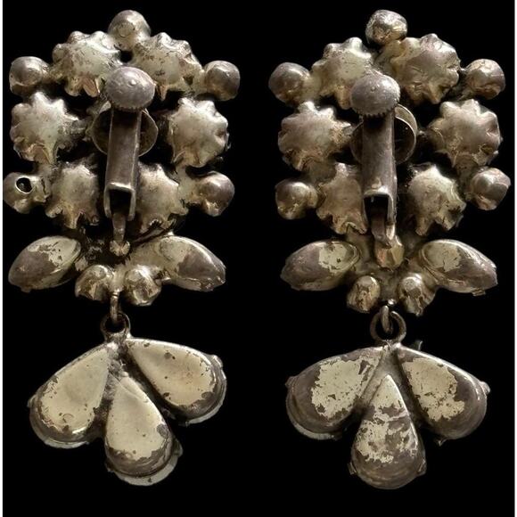 VENDOME Root Beer AB & Green Rhinestone Dangling Vintage Clip Earrings 2" Long - Picture 2 of 9